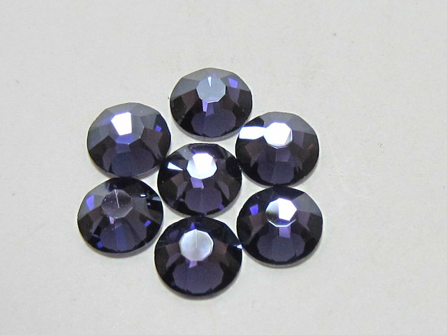 72 pcs. 20ss PURPLE VELVET MYSTIQUE (maxima) FLATBACK PRECIOSA Rhinestones
